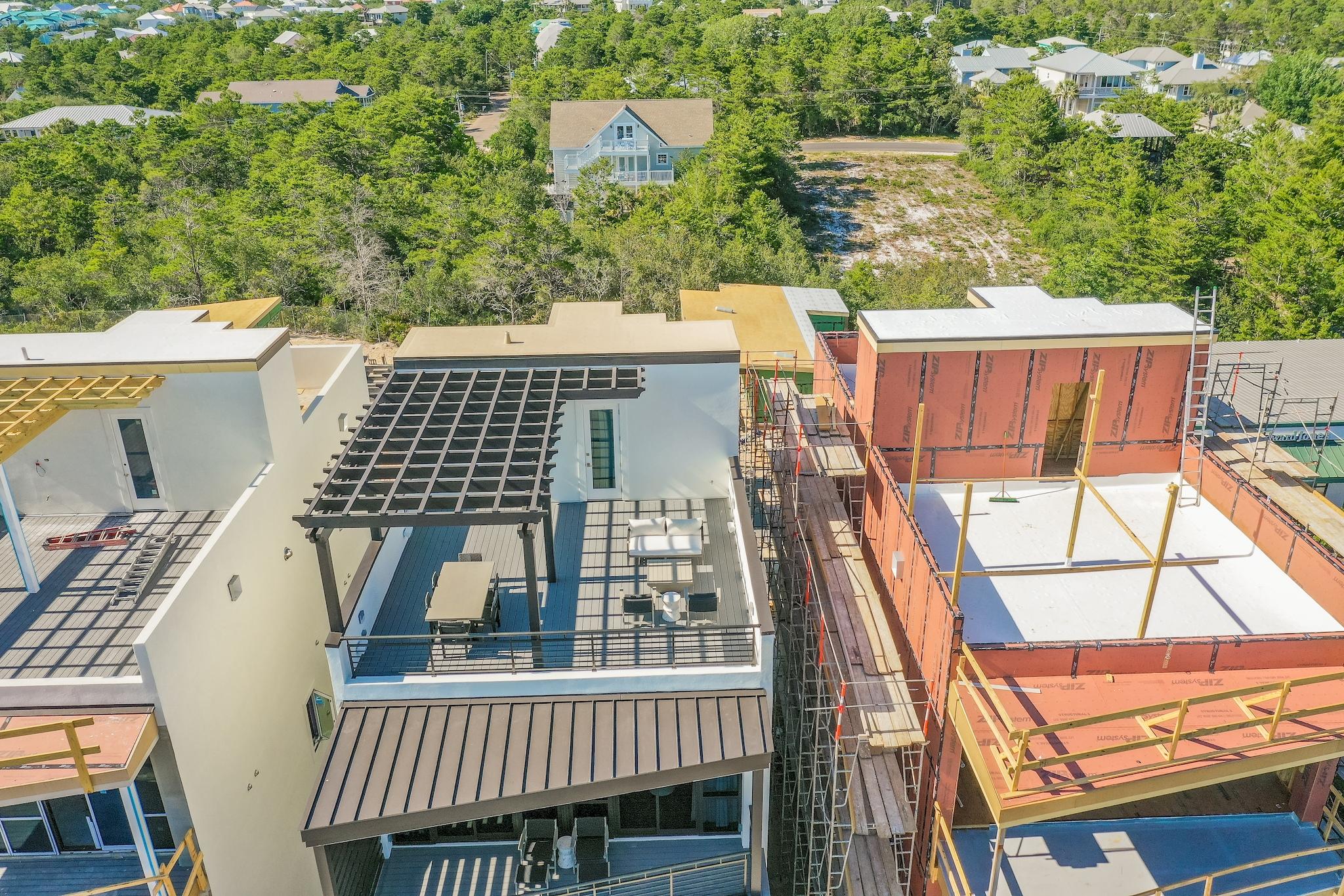 CREST DEVELOPMENT - Residential