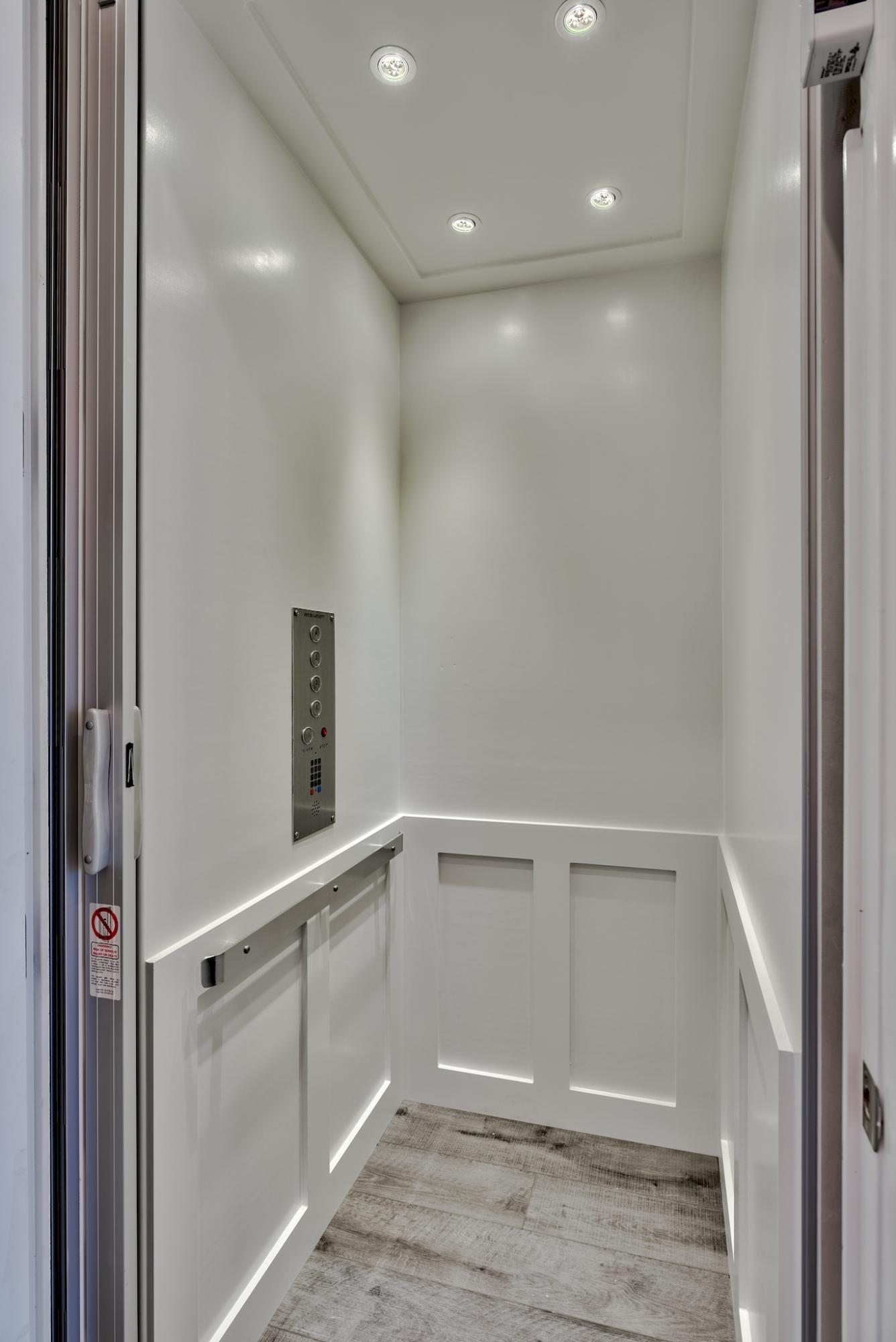 CREST DEVELOPMENT - Residential