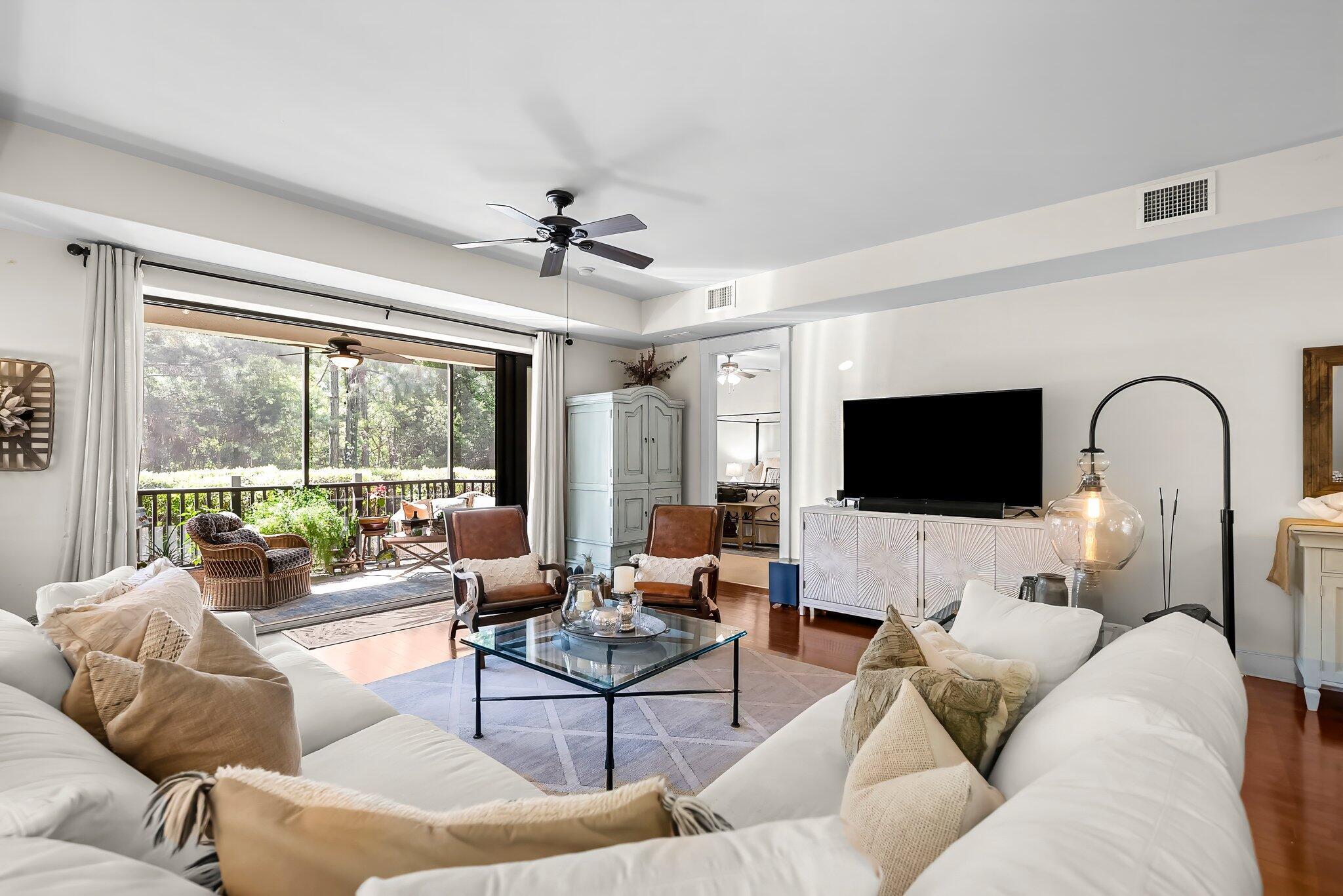 WILD HERON - CLUBSIDE - Residential