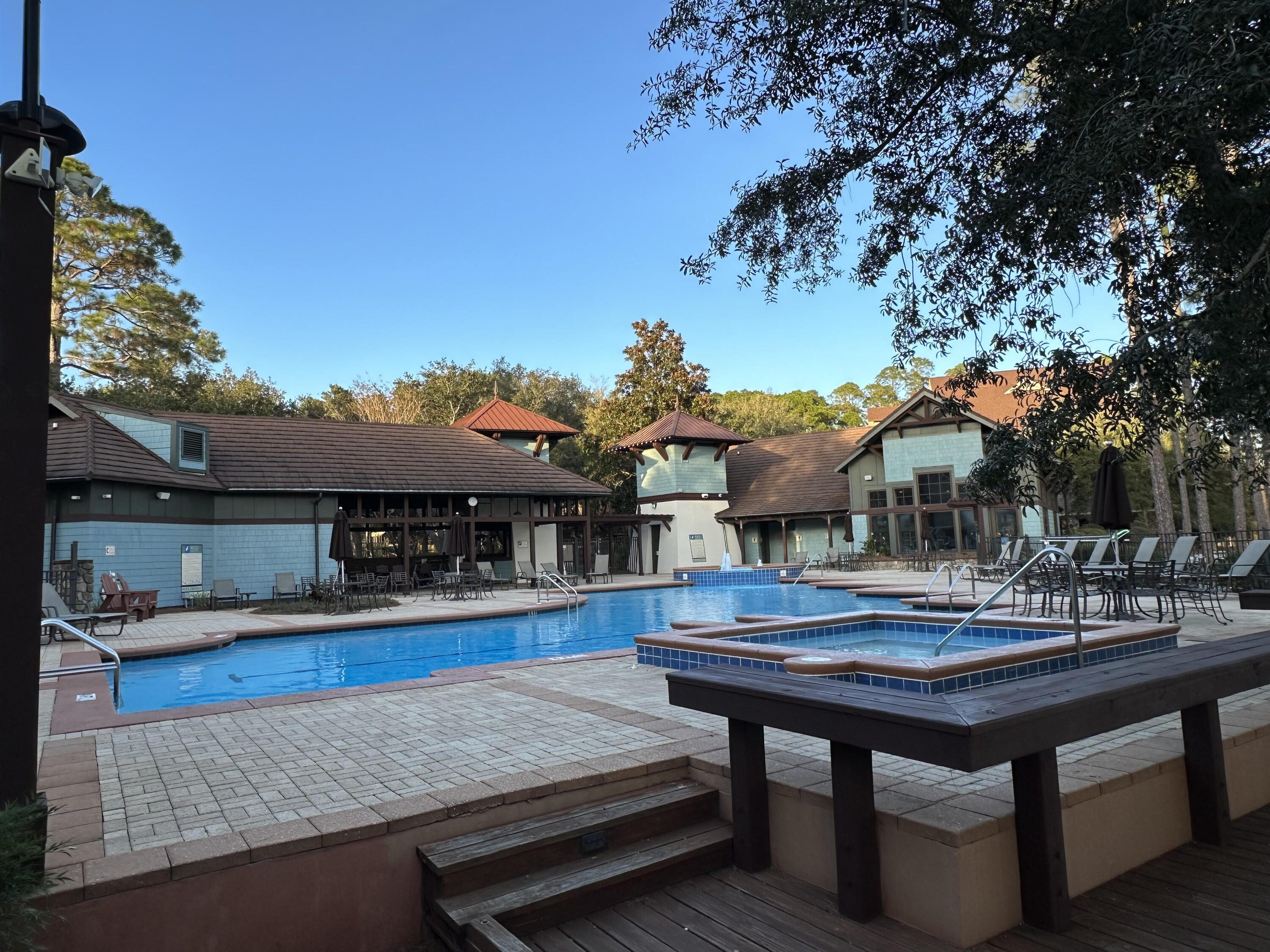 WILD HERON - CLUBSIDE - Residential