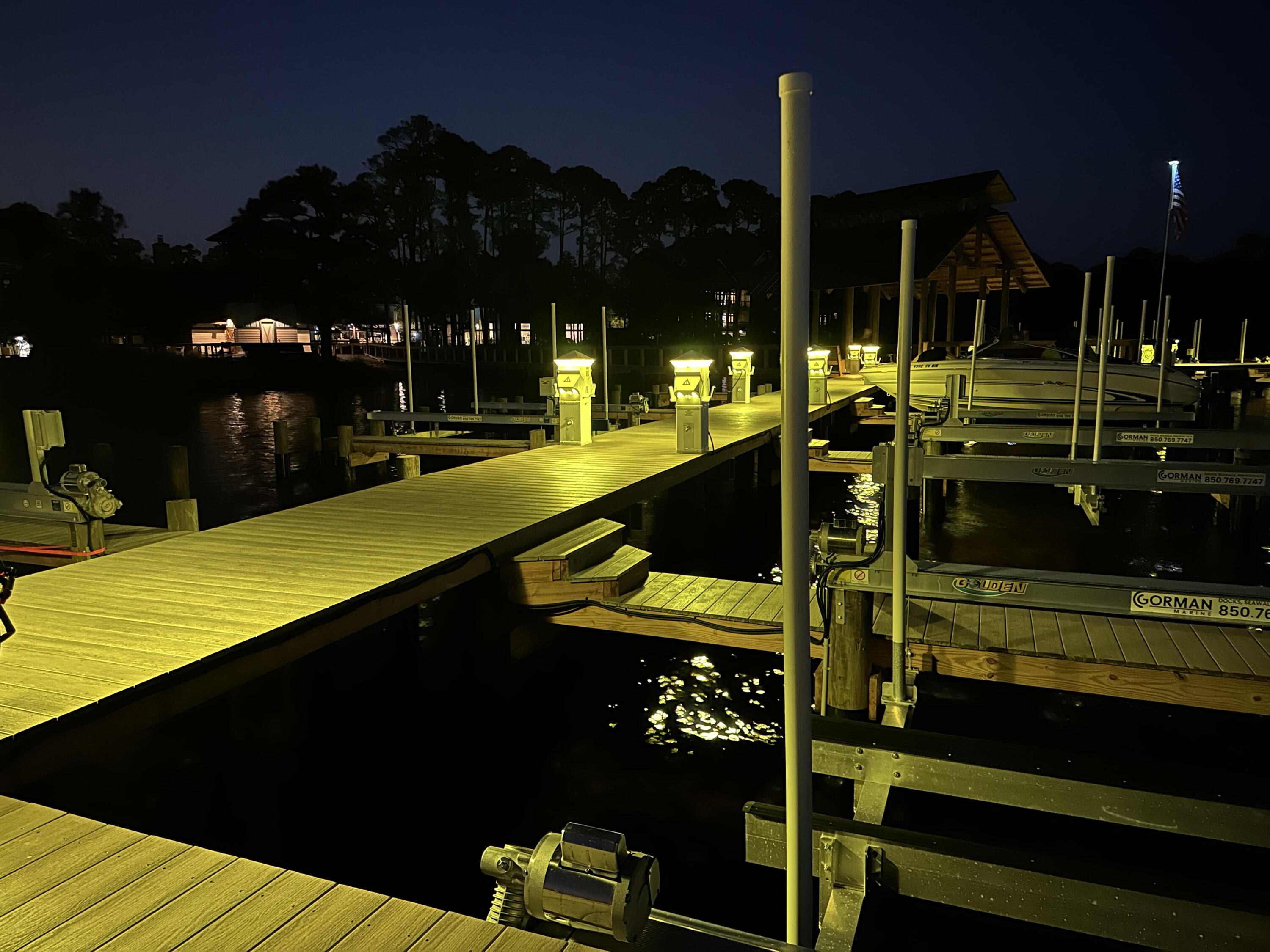 WILD HERON - CLUBSIDE - Residential