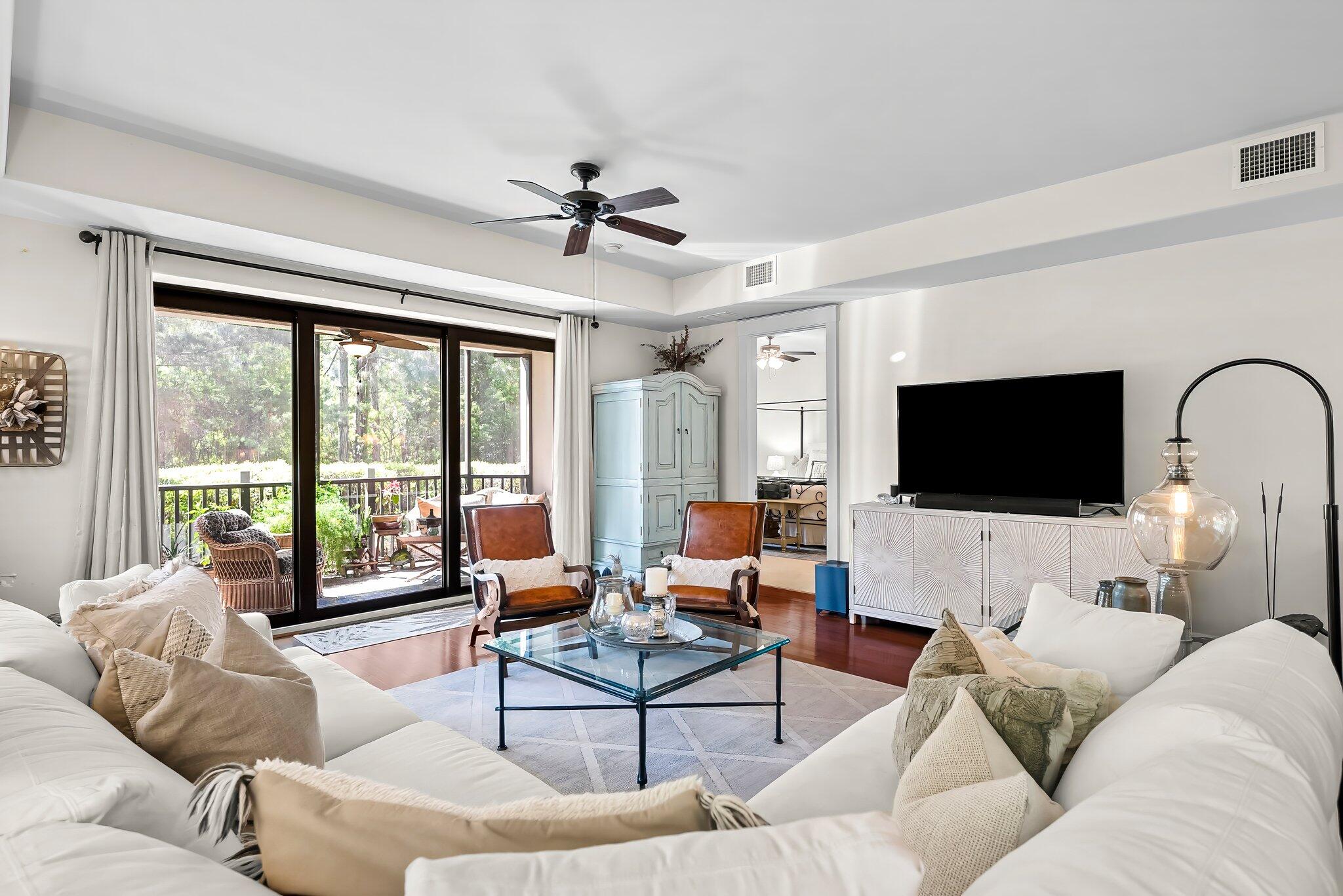 WILD HERON - CLUBSIDE - Residential