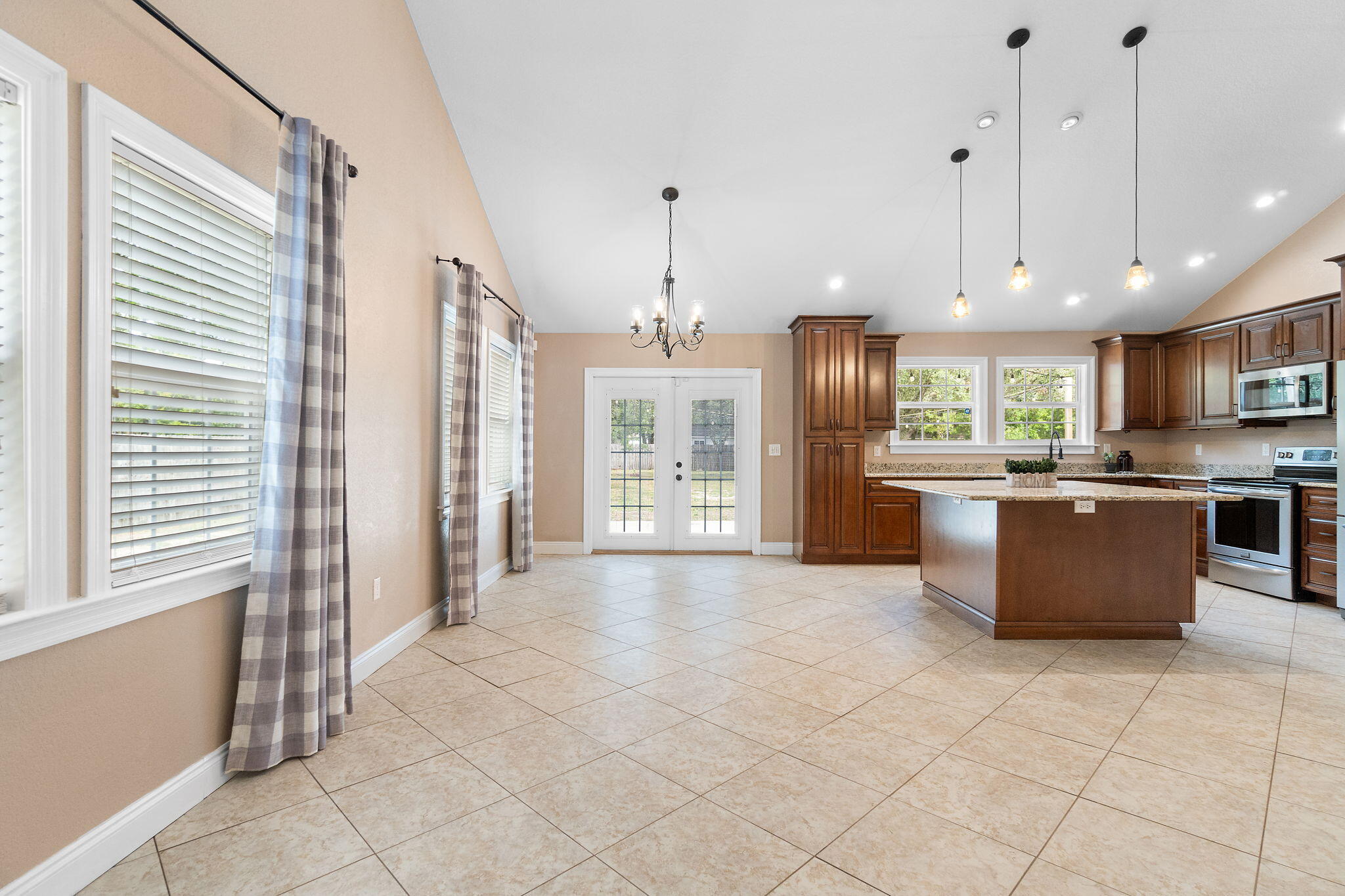 HOLLEY BY THE SEA - Residential
