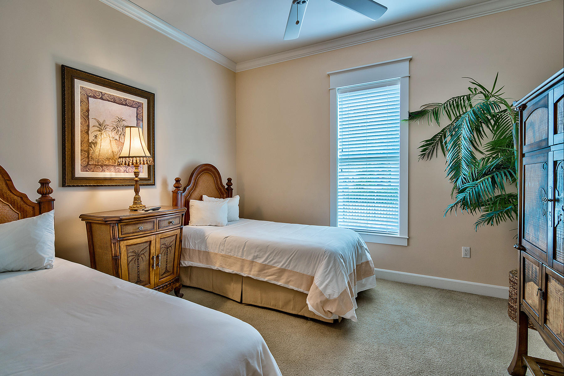 PINE RIDGE VILLAS - Residential