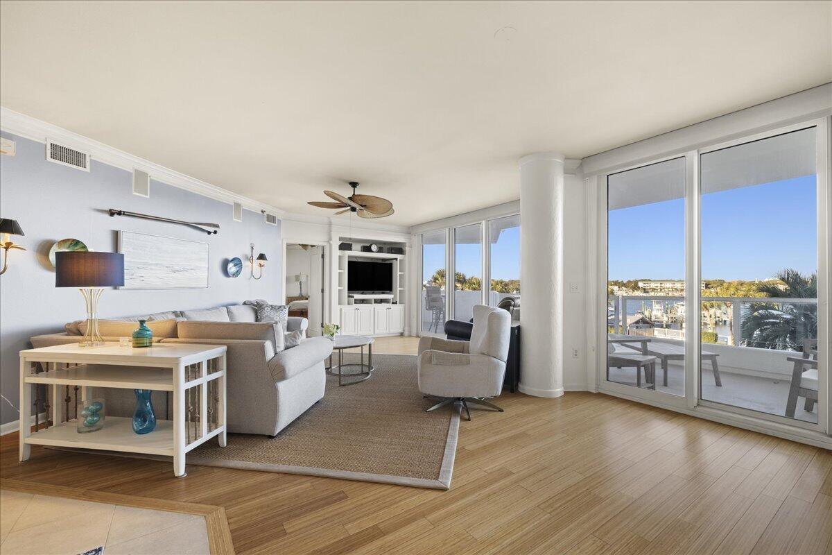 EAST PASS TOWERS CONDO PH 2 - Residential