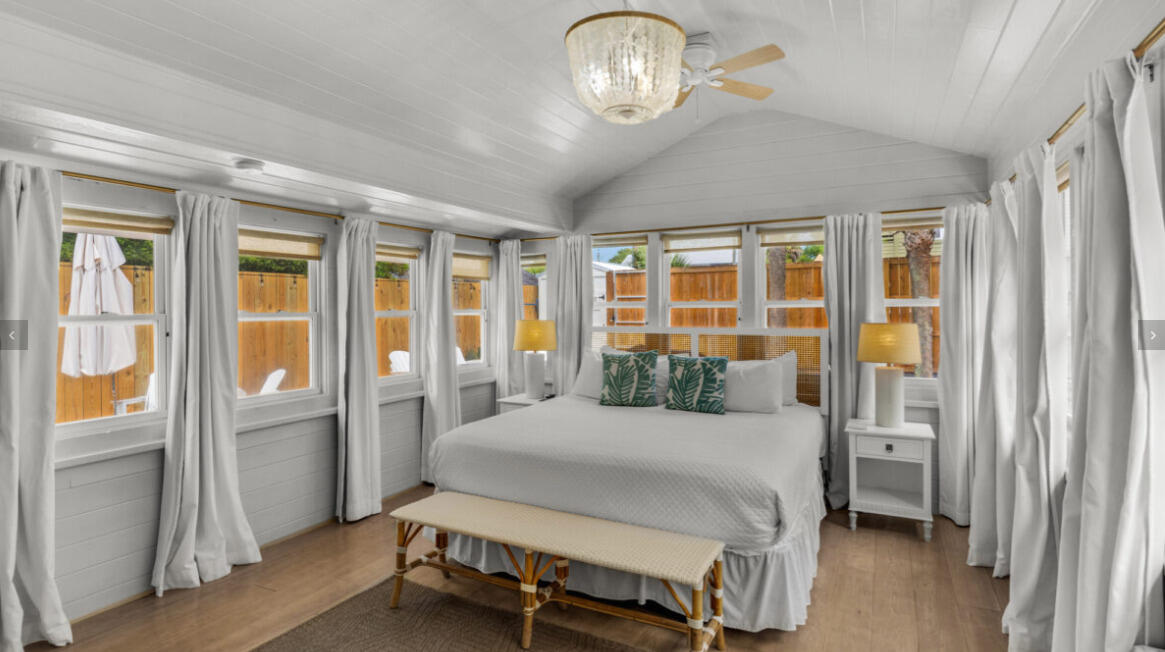 GRAYTON BEACH - Residential