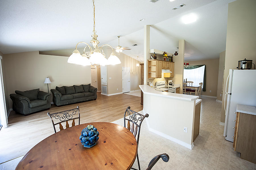 HOLLEY BY THE SEA - Residential