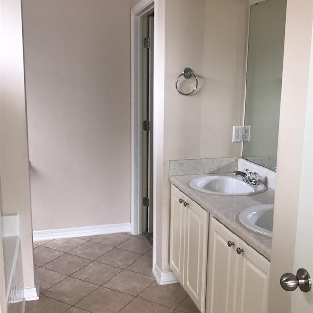 SHADOW LAKES - Residential