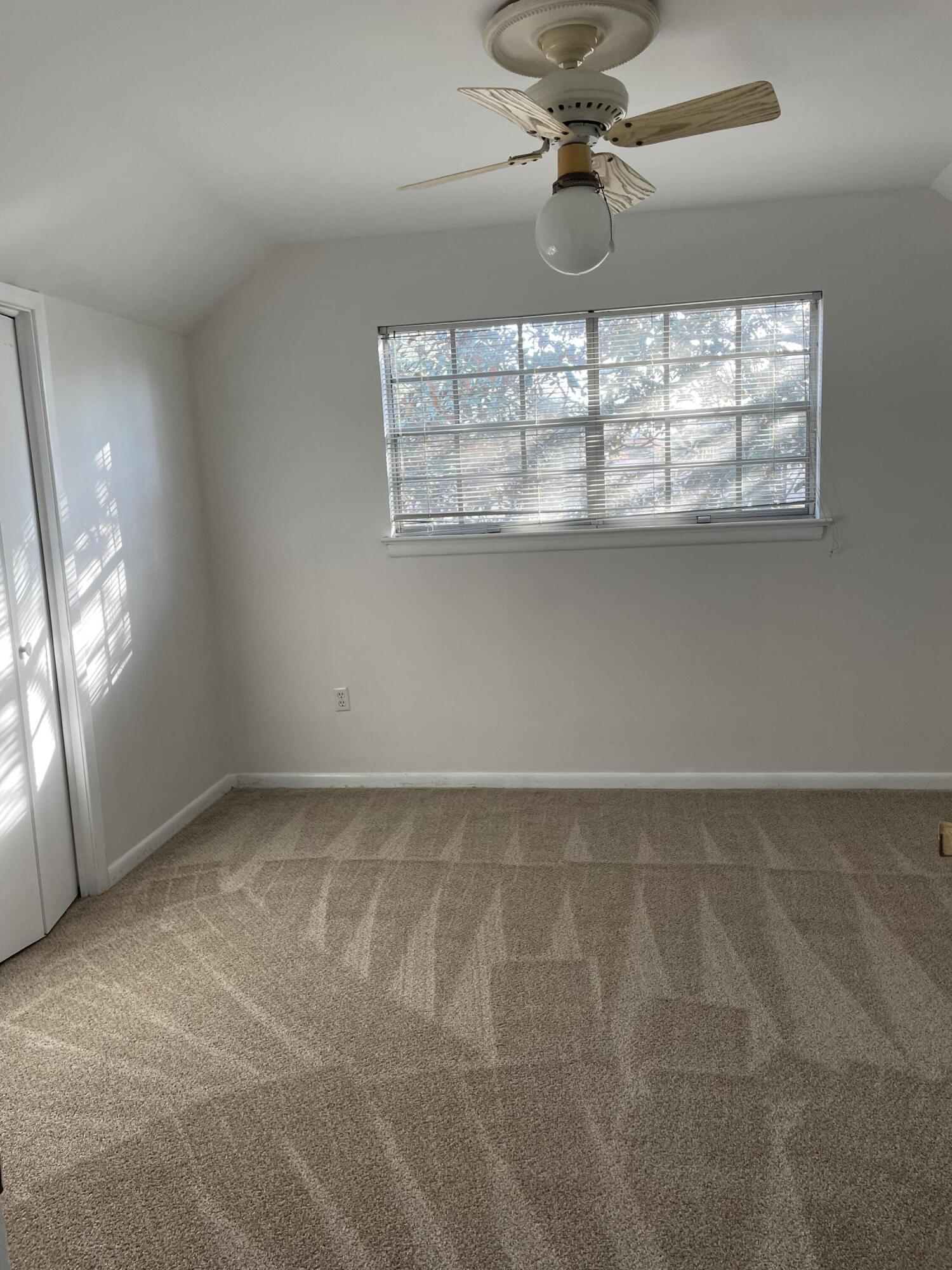 COLONY ESTATES - Residential Lease