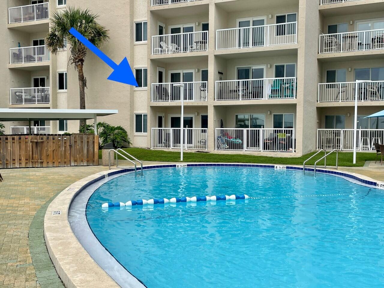 HOLIDAY SURF & RACQUET CLUB - Residential