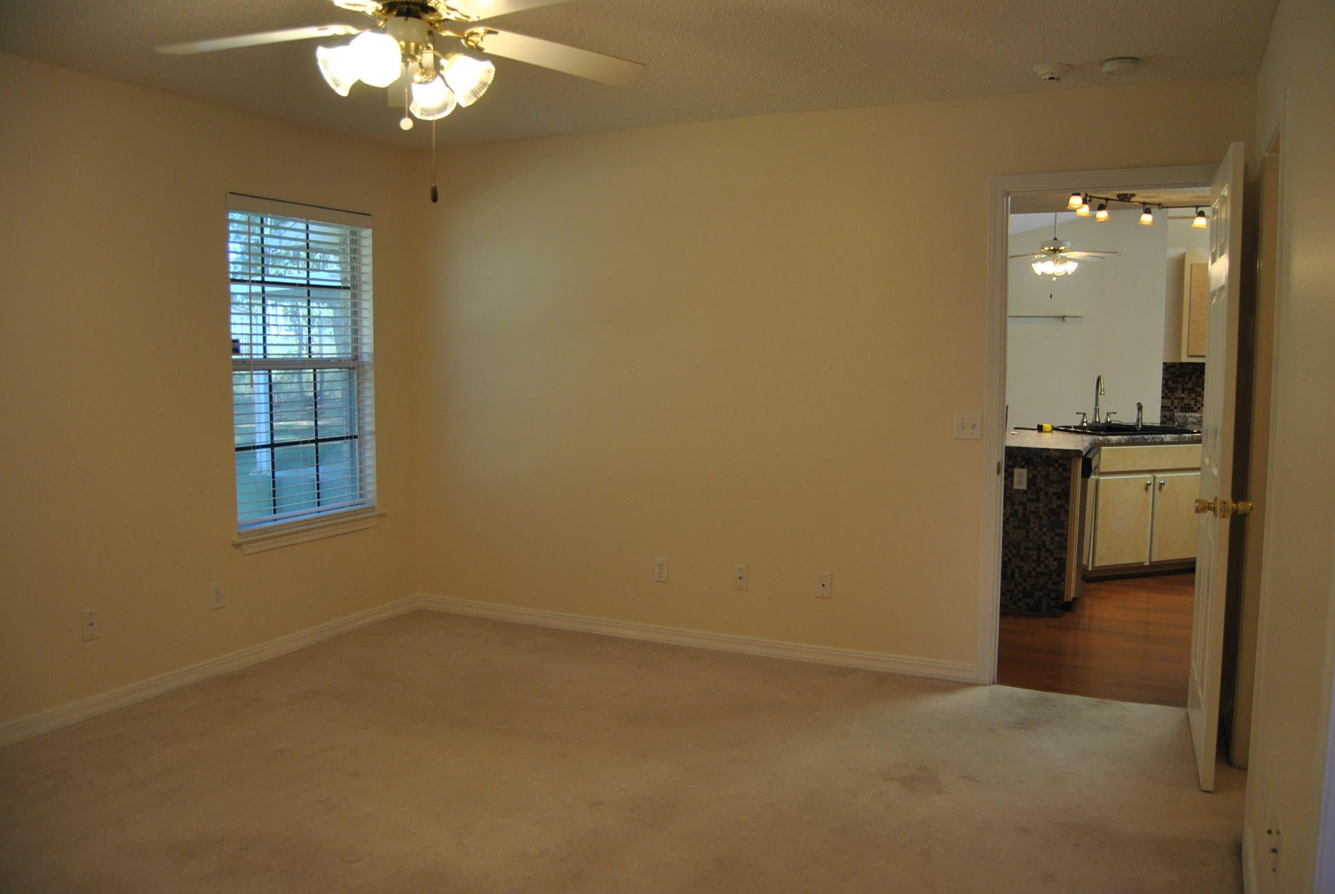 HOLLEY BY THE SEA - Residential