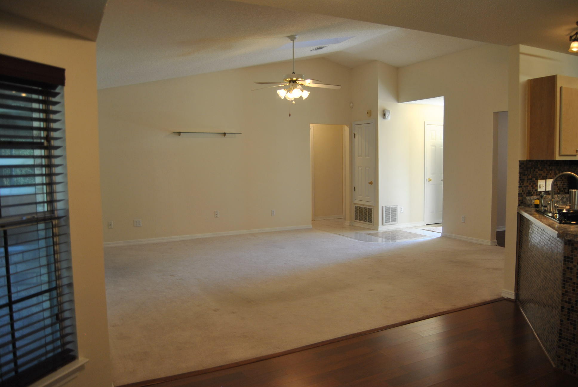 HOLLEY BY THE SEA - Residential