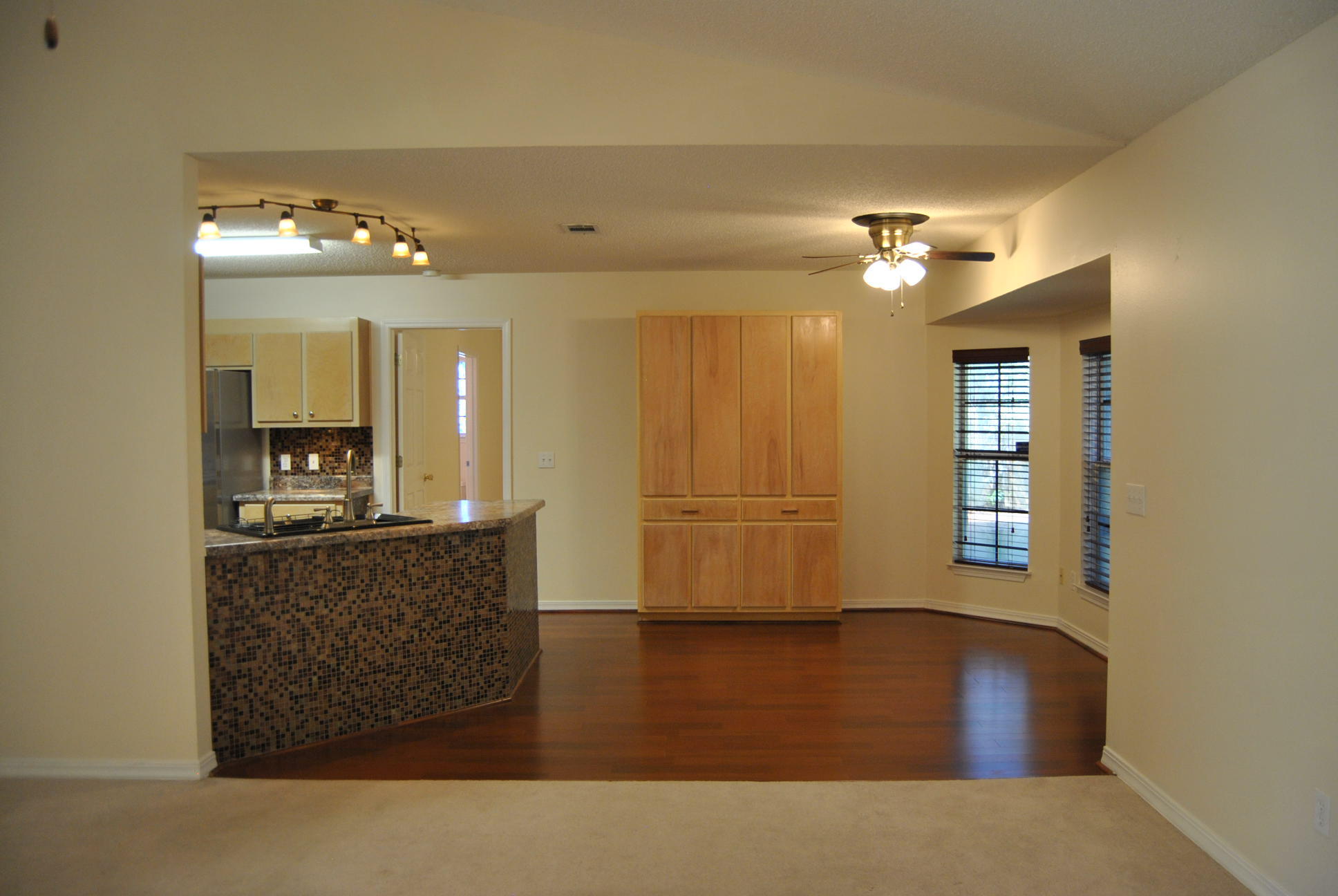 HOLLEY BY THE SEA - Residential