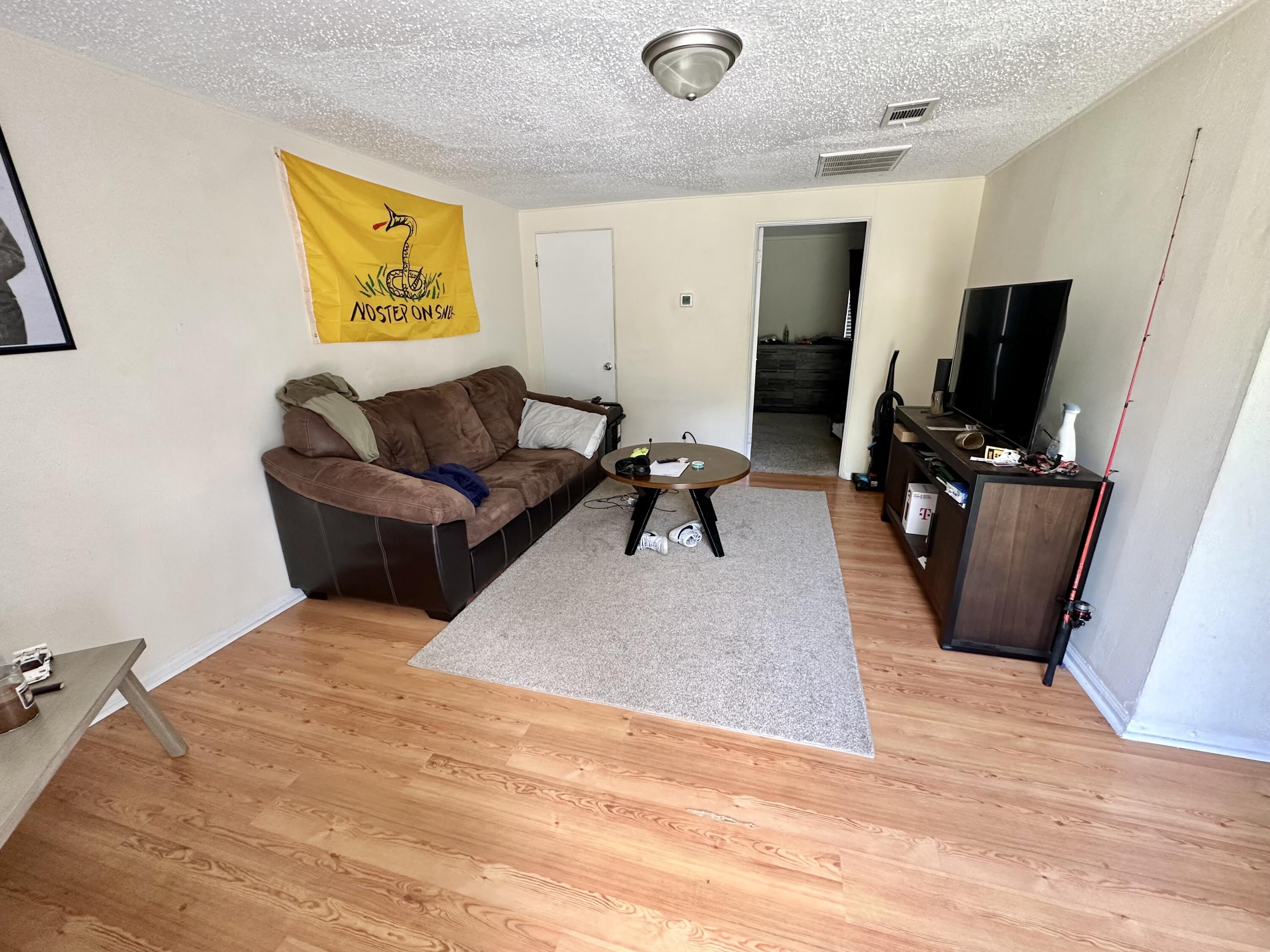 VALPARAISO PLAT 15 - Residential Lease