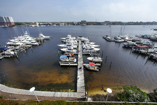 HARBOR LIGHTS - Residential