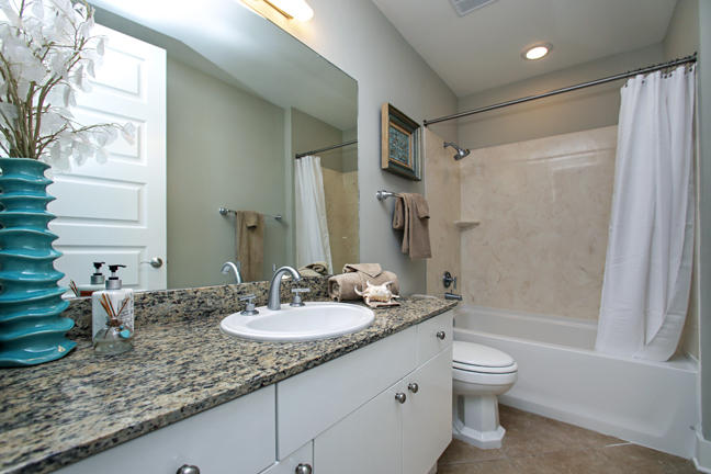 HARBOR LIGHTS - Residential