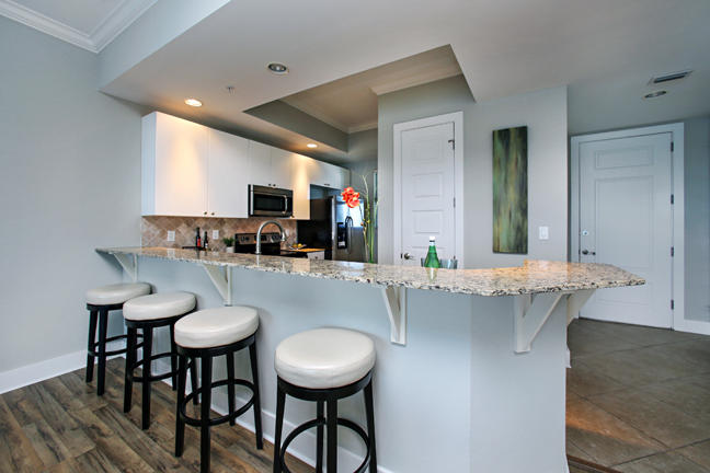 HARBOR LIGHTS - Residential