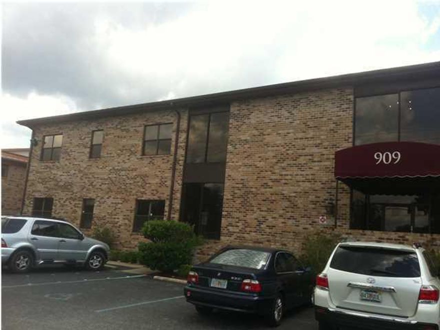 Price Reduced! Motivated Seller! Fantastic Opportunity to own an Income Producing Property. Class A Office space features parking in both front and back. Both Units 1021 and 1022 Have long term tenant at $2,500. Units 1022-(1300 SQFT) and 1021-(1800 SQFT)- Units can be sold separately or together. Please refer to MLS# 711682 & 711575. Buyer to verify any and all information.