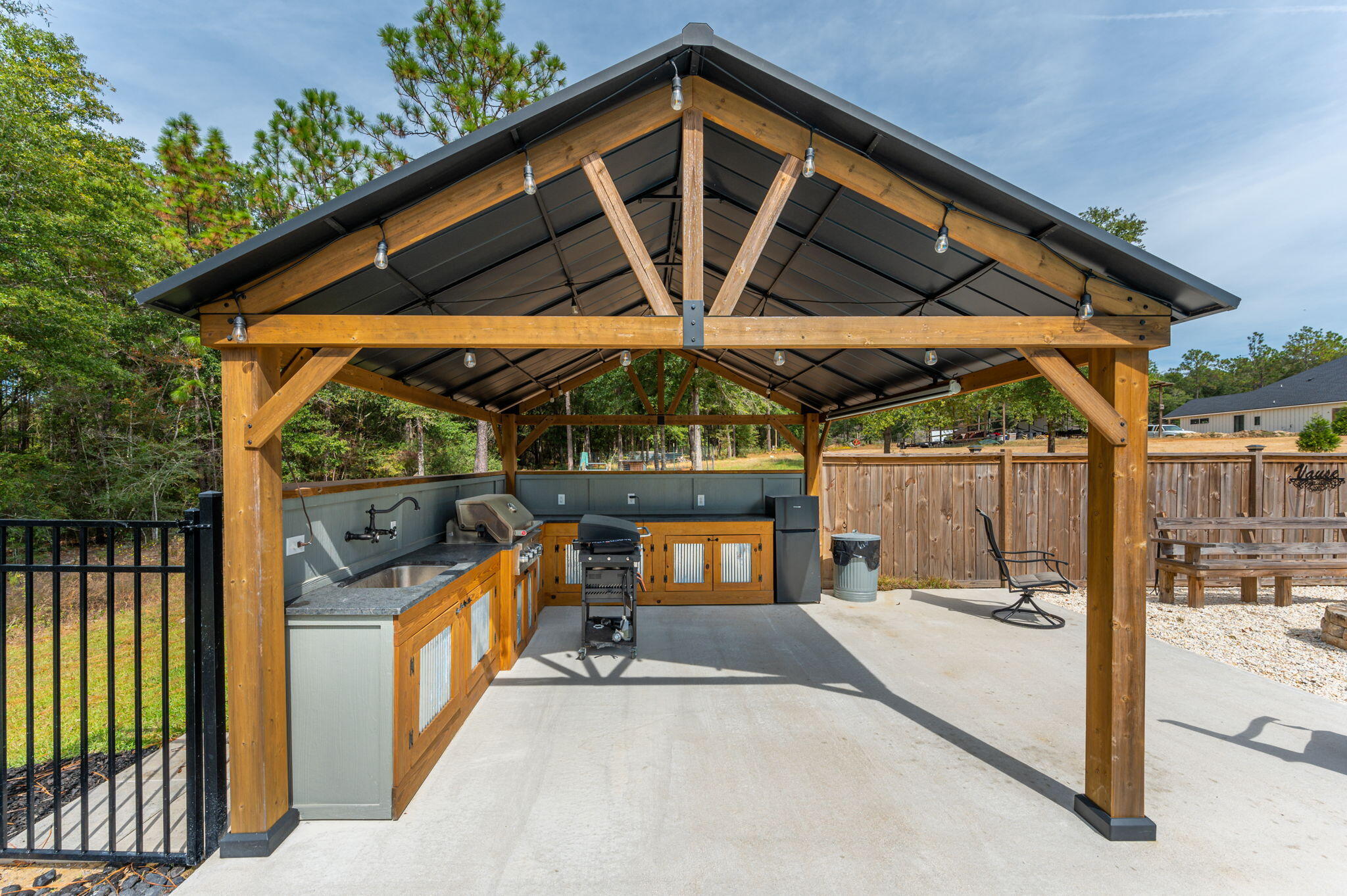NO RECORDED SUBDIVISION - Residential