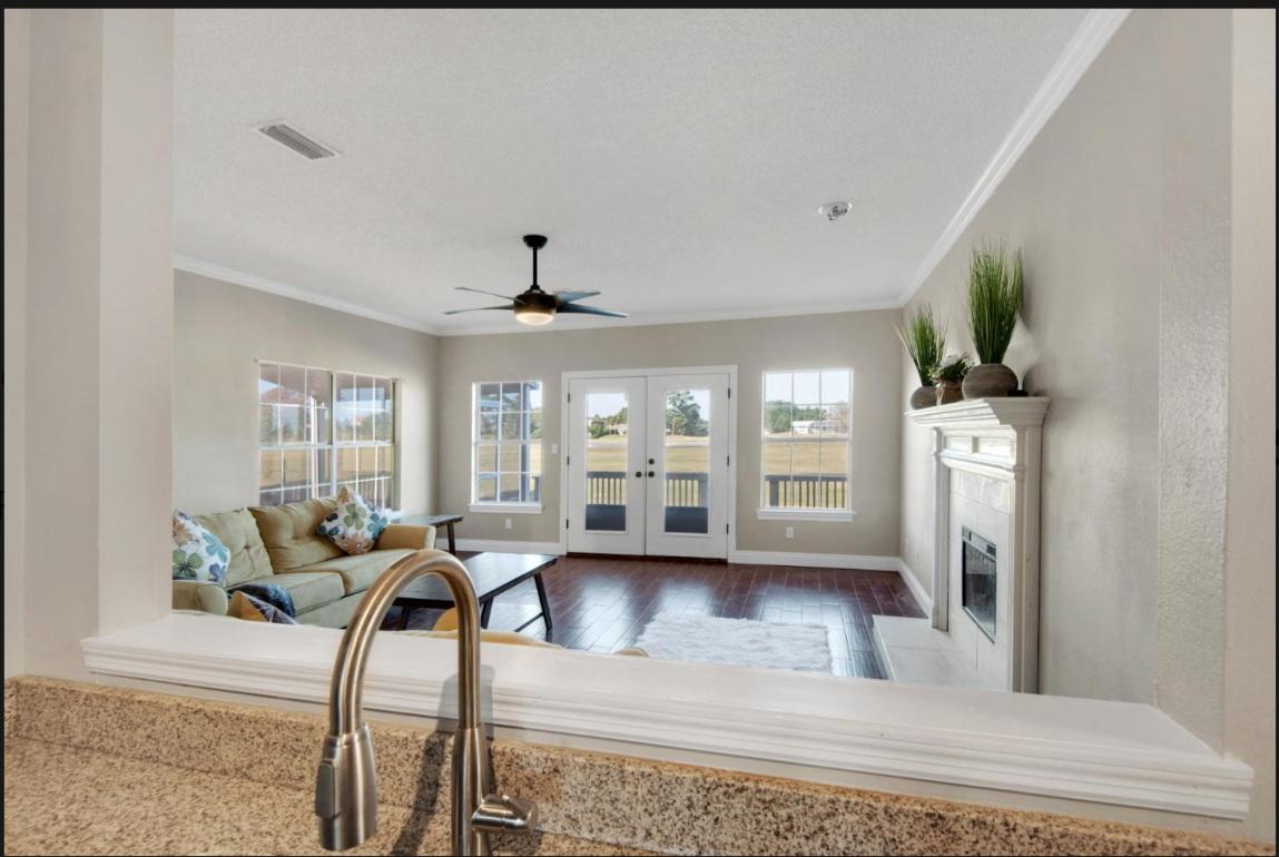 LIONSGATE - Residential