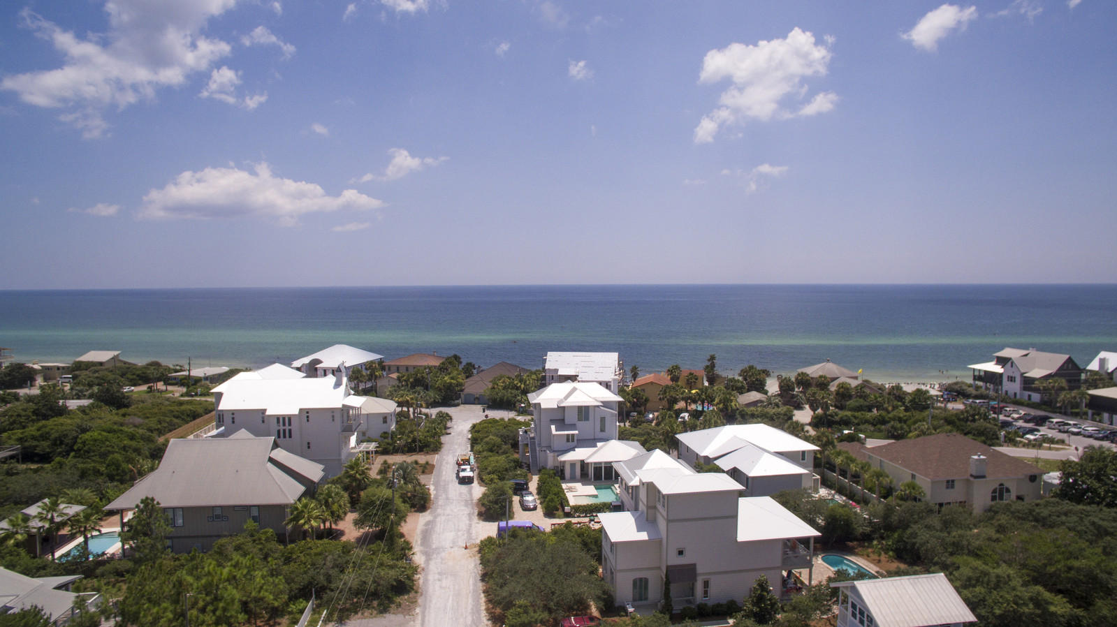 BLUE MOUNTAIN BEACH - Residential