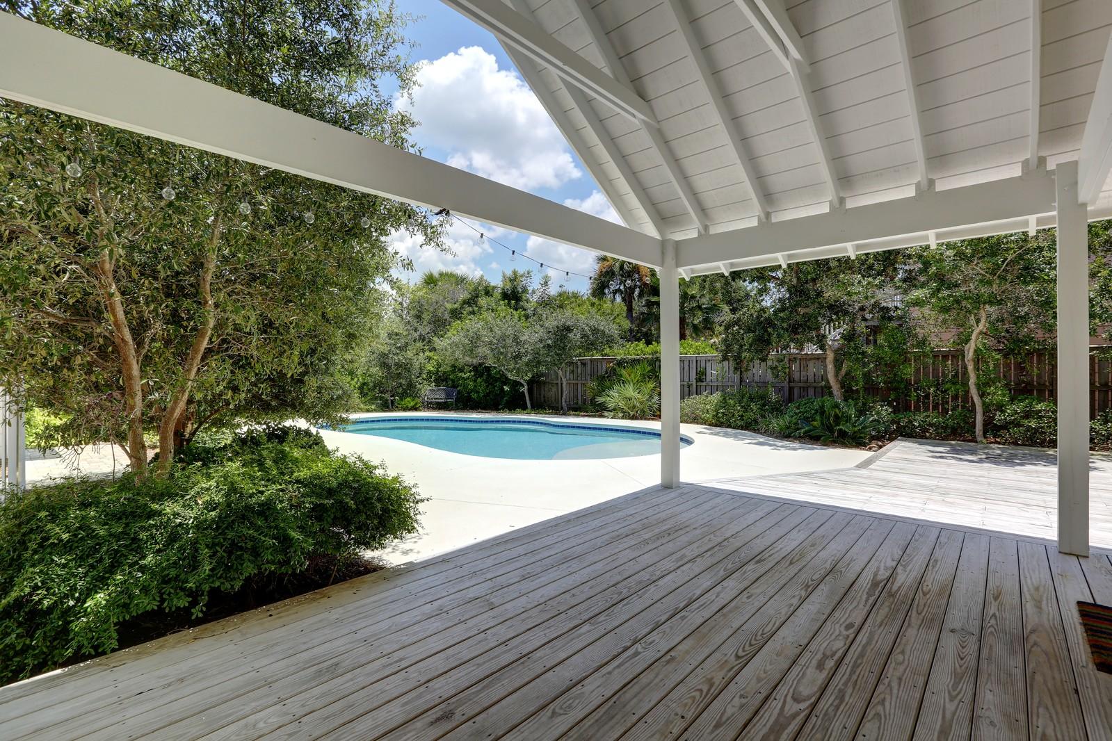 BLUE MOUNTAIN BEACH - Residential