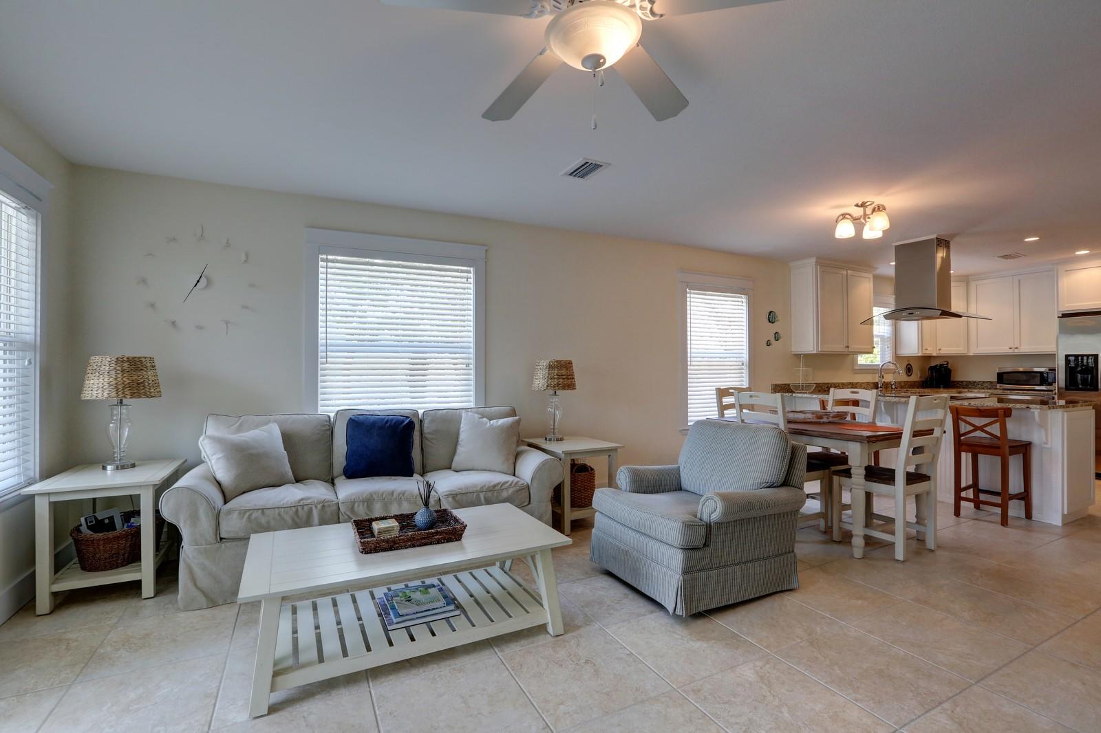 BLUE MOUNTAIN BEACH - Residential