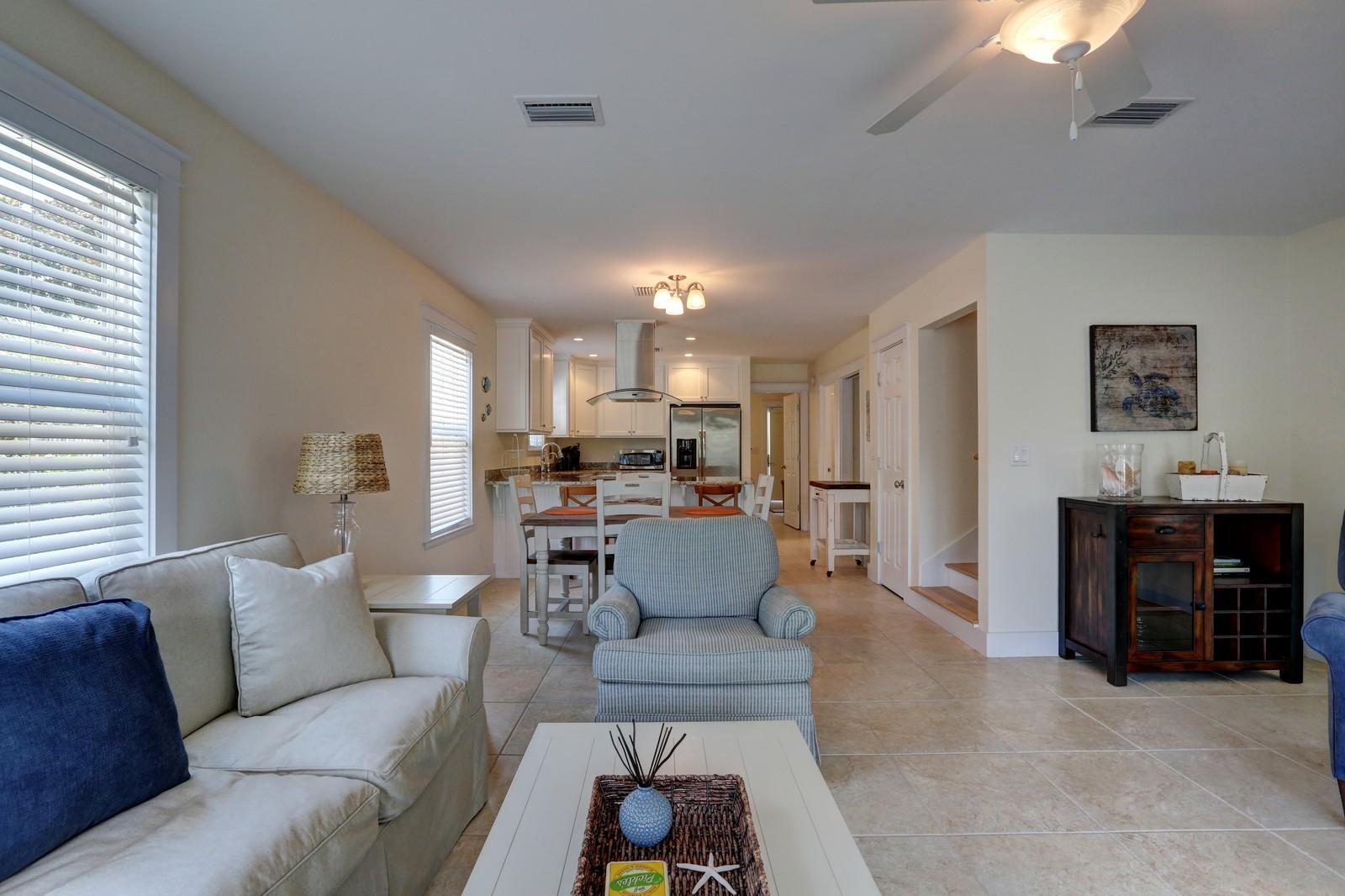 BLUE MOUNTAIN BEACH - Residential