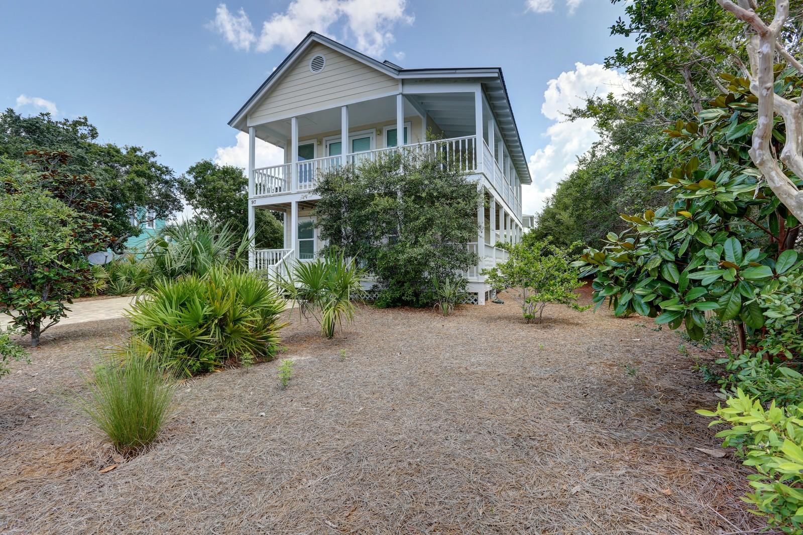 BLUE MOUNTAIN BEACH - Residential