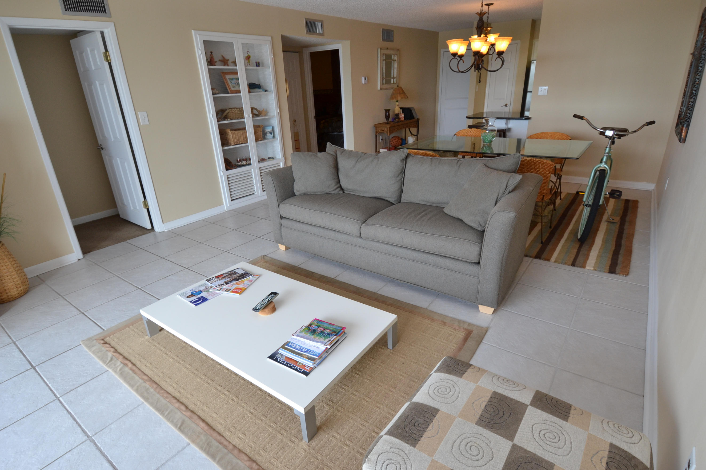 DOLPHIN POINT CONDO - Residential Lease