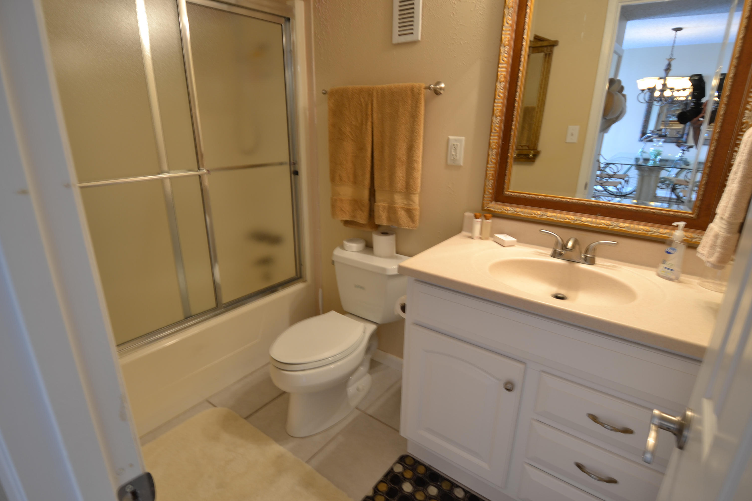 DOLPHIN POINT CONDO - Residential Lease