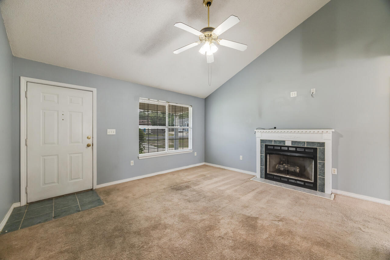 APLIN HEIGHTS S/D PH 2 - Residential Lease