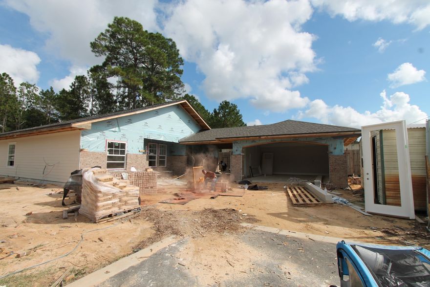 Entered for comps only! Sold prior to being listed. Plan attached. Welcome to Vieux Carre', a premier new 12 lot development featuring Craftsman style homes with a Louisiana flair. Homes feature slurried brick, hardy board siding, copper lanterns, etc. As you enter the front of this 4/3 home, through the large covered porch with 8 Ft. solid wood stained front door, the dining room is on your left.The gourmet kitchen boasts custom cabinetry with crown moulding, 3 CM. granite countertops, Frigidaire Gallery series stainless appliances (including a commercial grade refrigerator/ freezer), and roomy breakfast bar.