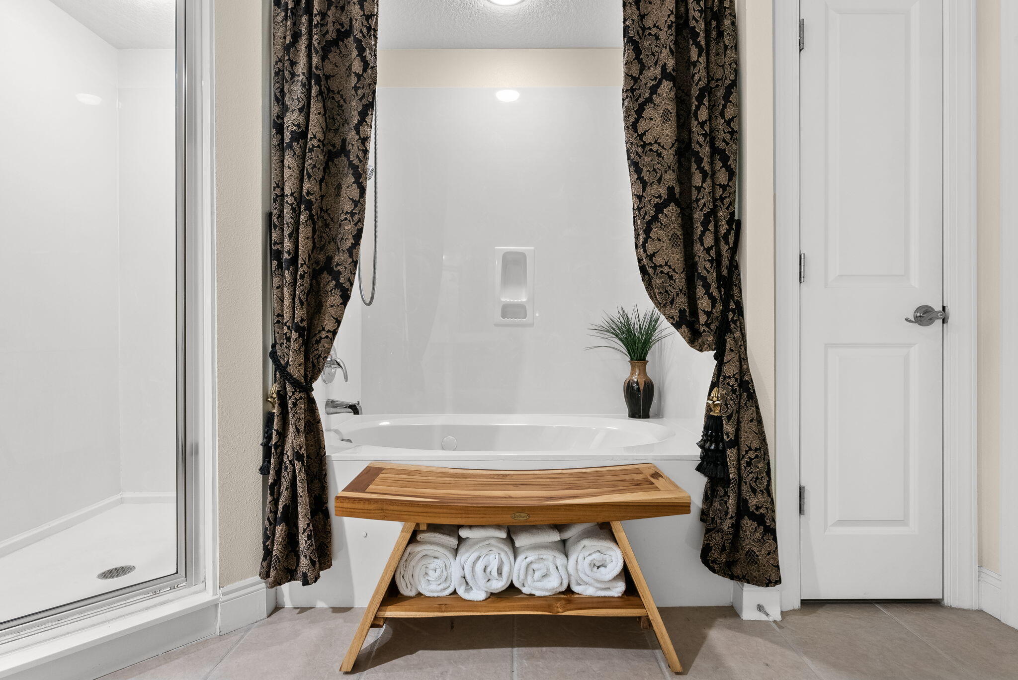 PALAZZO CONDOMINIUM - Residential