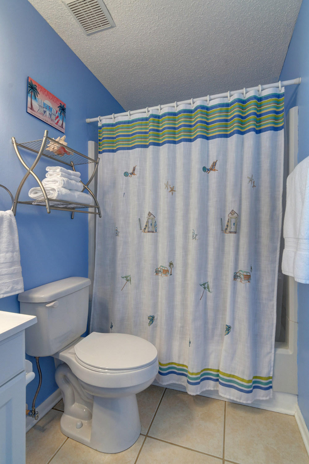 BEACHFRONT T/H - Residential