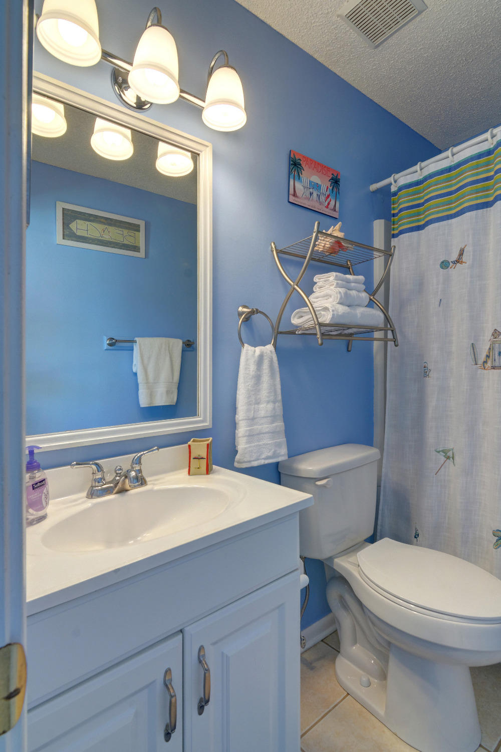 BEACHFRONT T/H - Residential