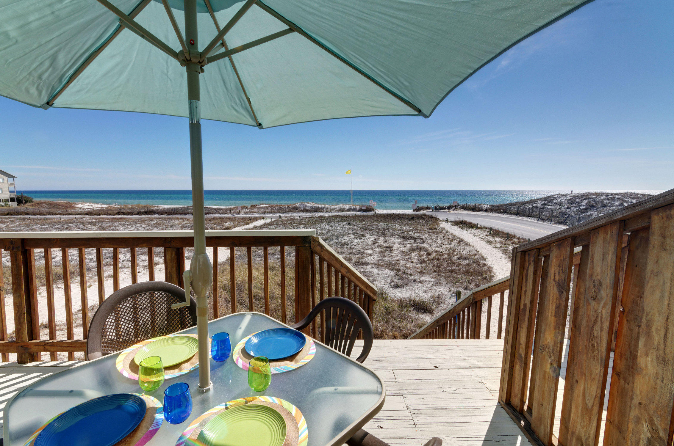 BEACHFRONT T/H - Residential