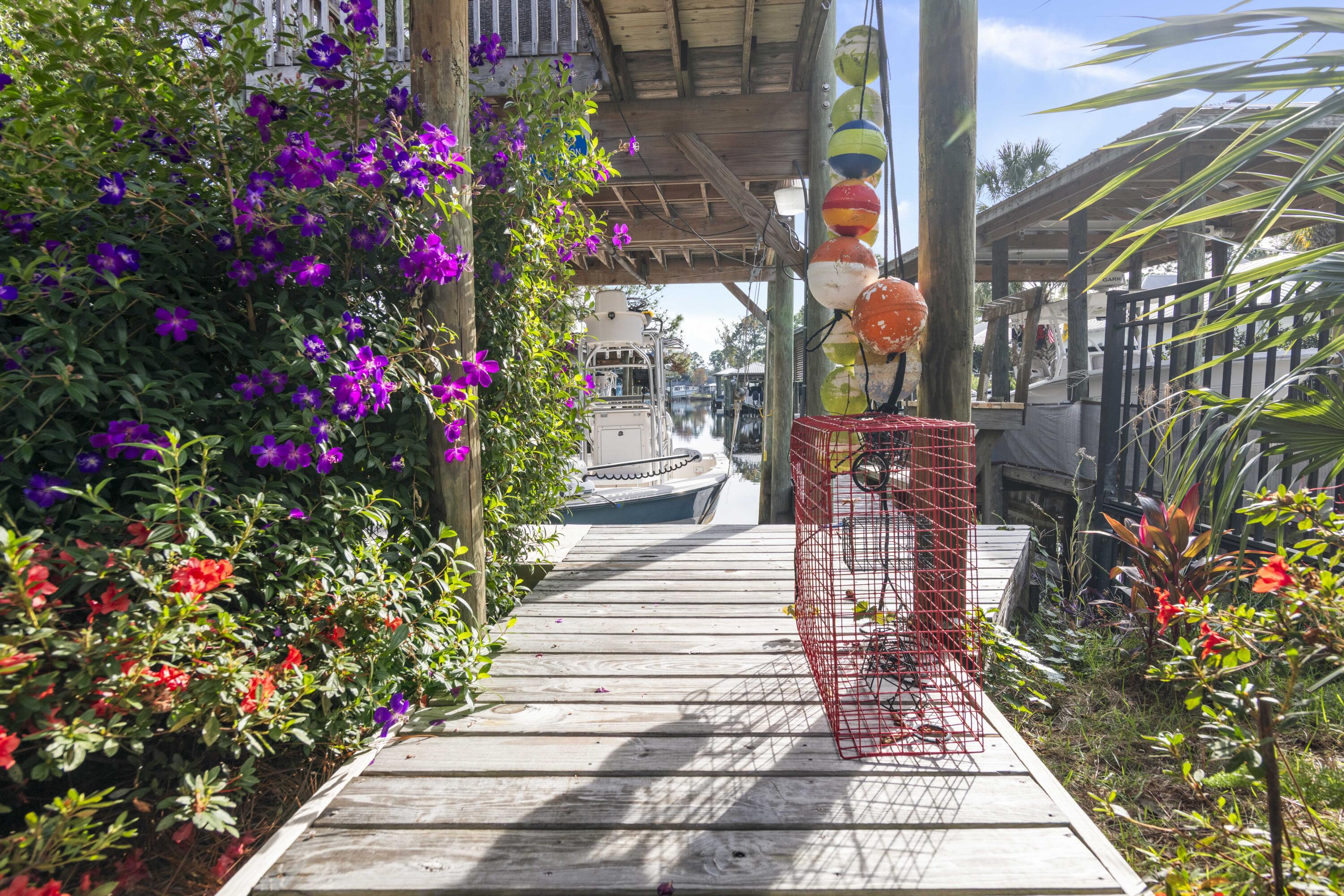 HIDDEN HARBOR ESTATES - Residential