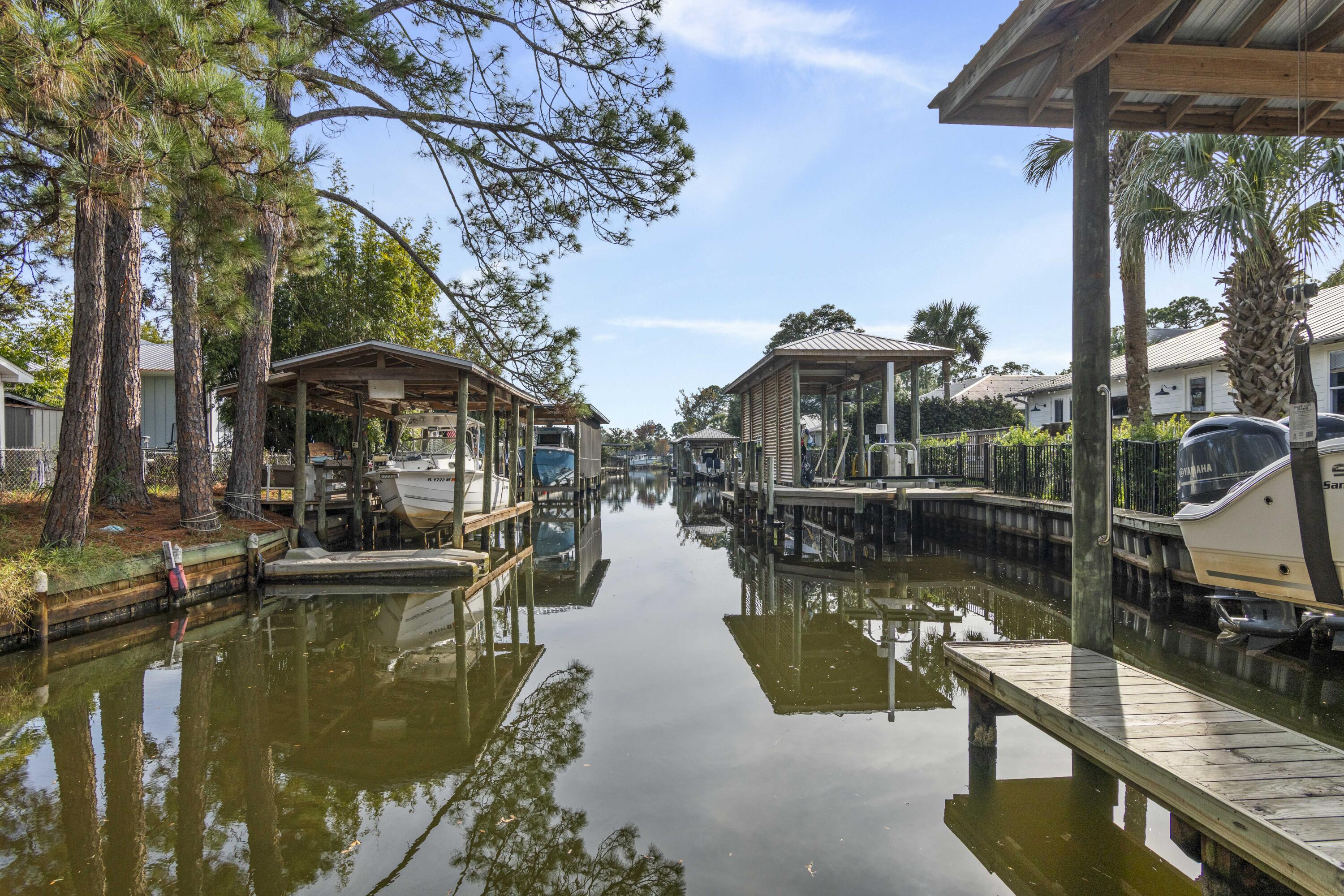 HIDDEN HARBOR ESTATES - Residential