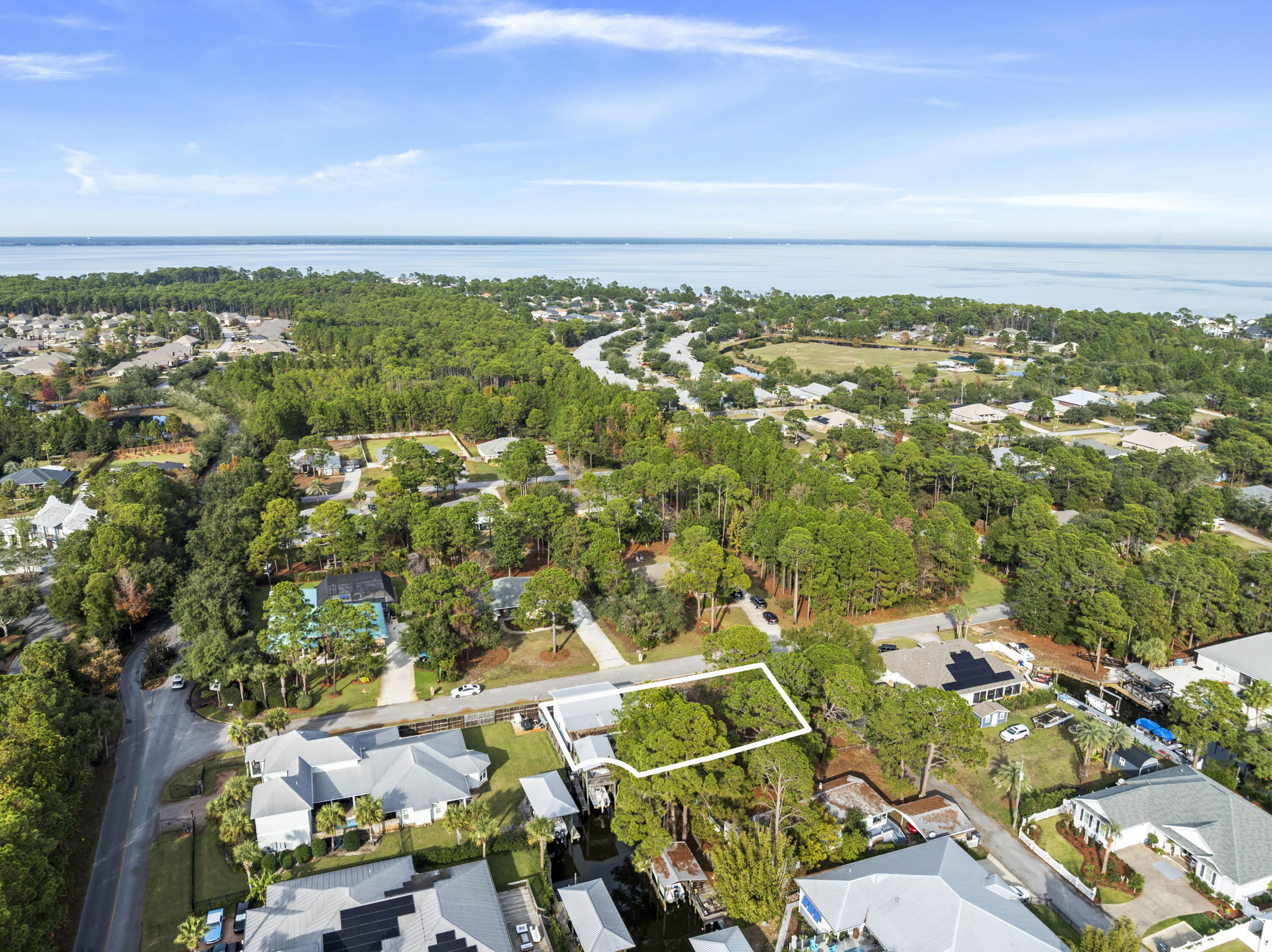 HIDDEN HARBOR ESTATES - Residential