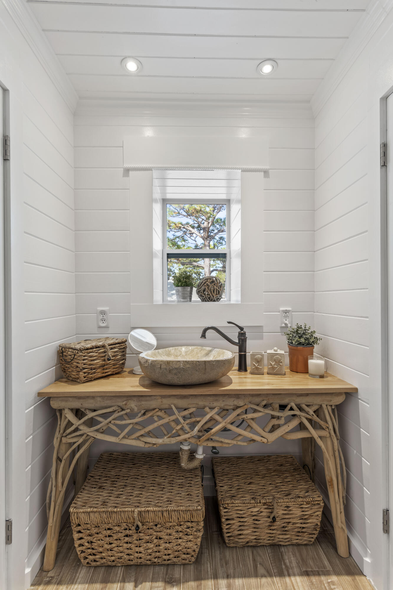 HIDDEN HARBOR ESTATES - Residential