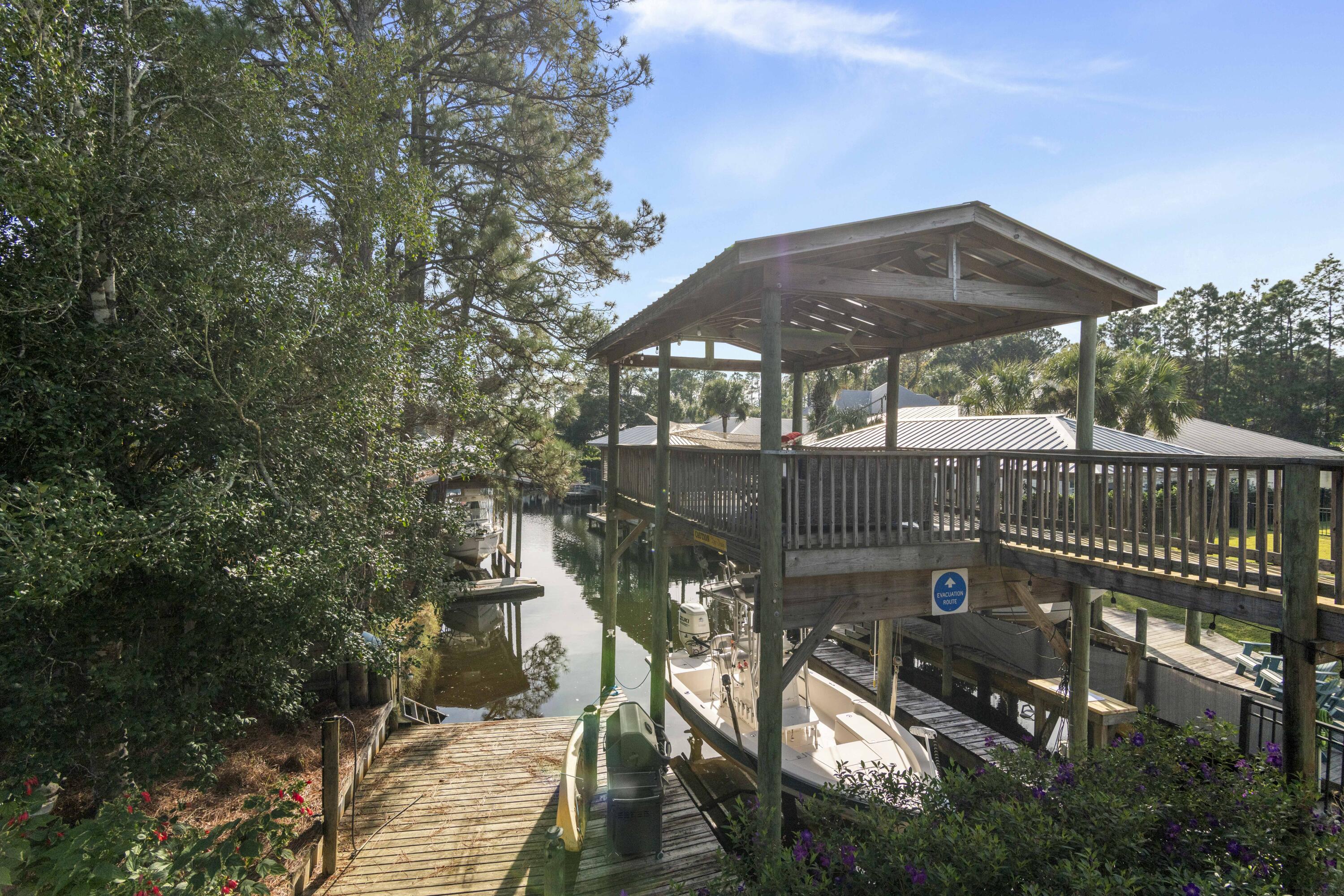 HIDDEN HARBOR ESTATES - Residential