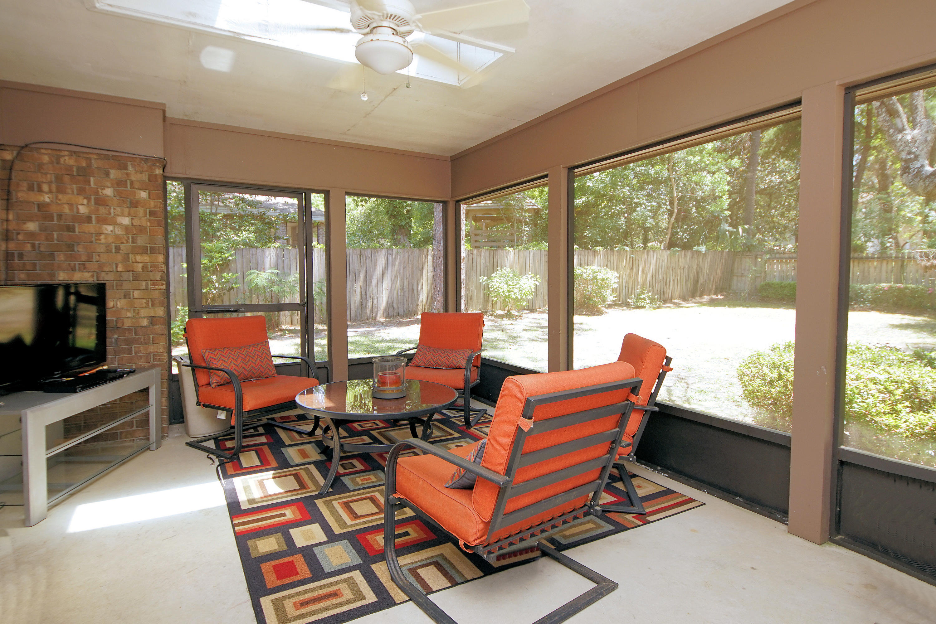 LONGWOOD - Residential