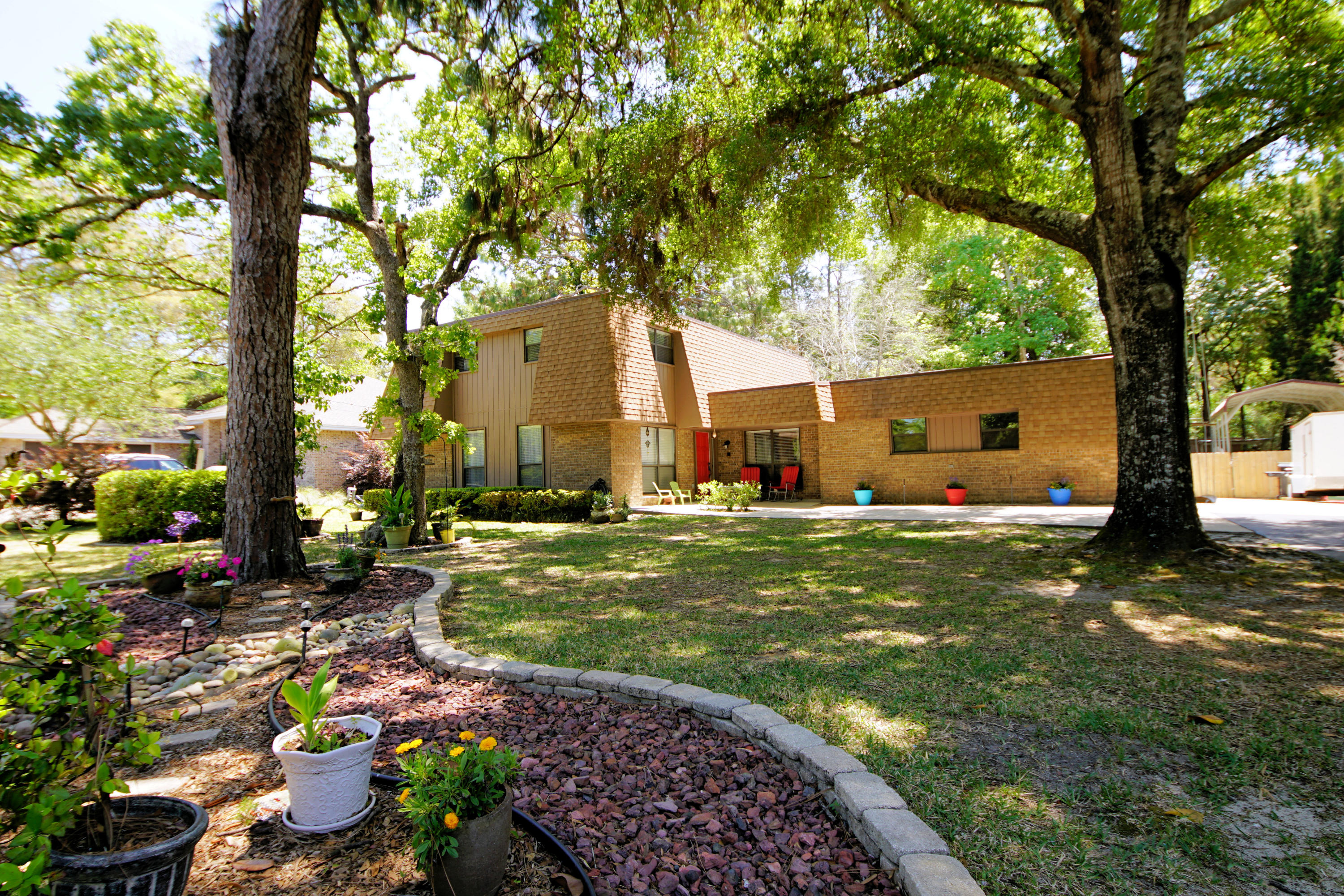 LONGWOOD - Residential