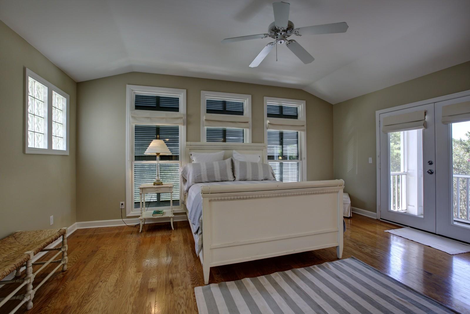 CASSINE VILLAGE - Residential