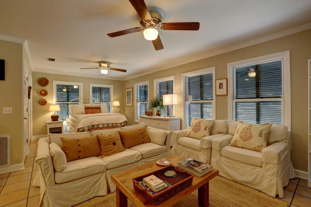 CASSINE VILLAGE - Residential