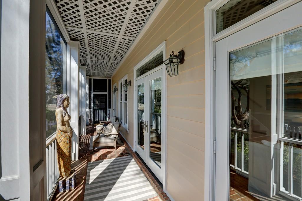 CASSINE VILLAGE - Residential