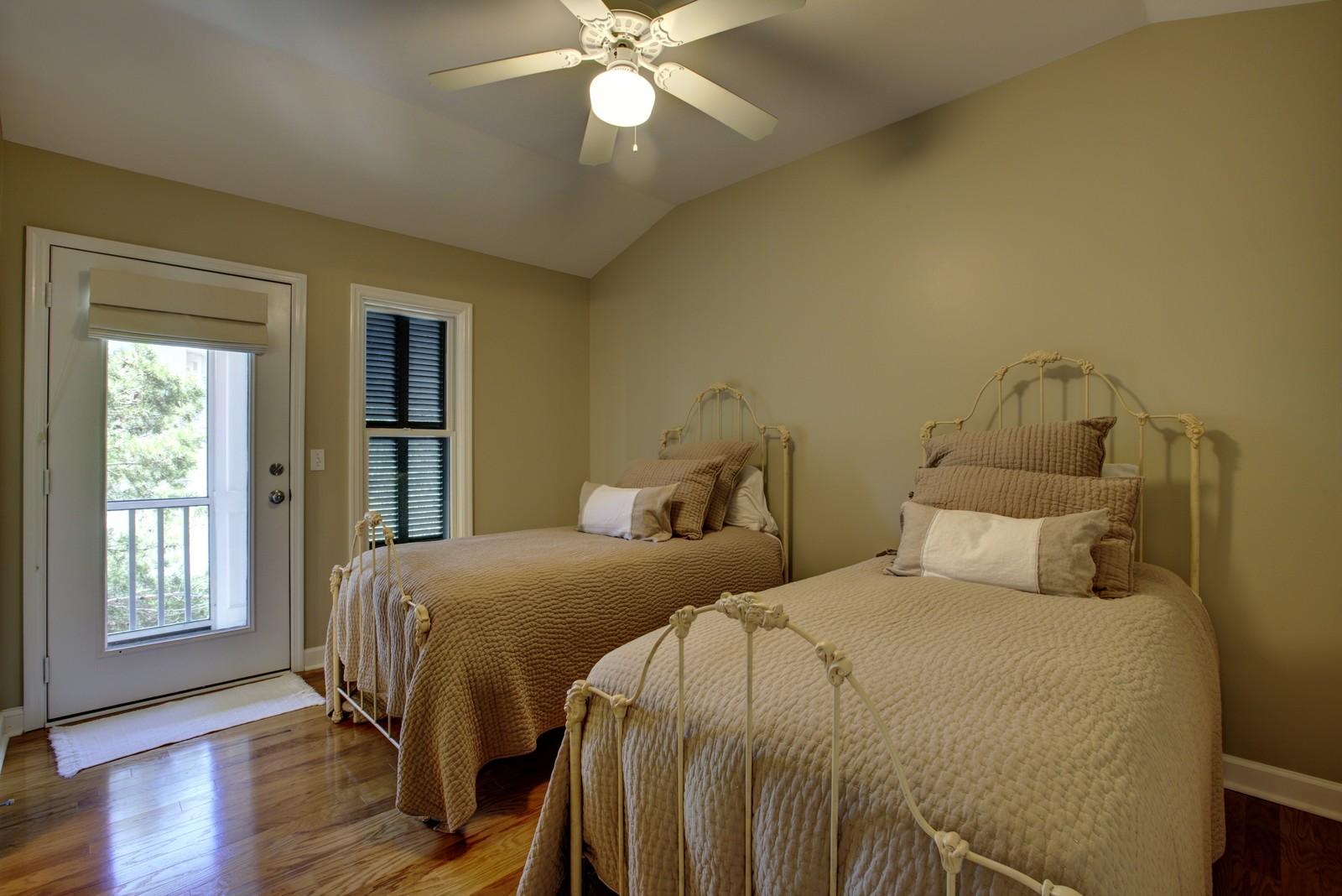 CASSINE VILLAGE - Residential