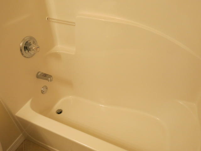 PORT DIXIE - Residential Lease
