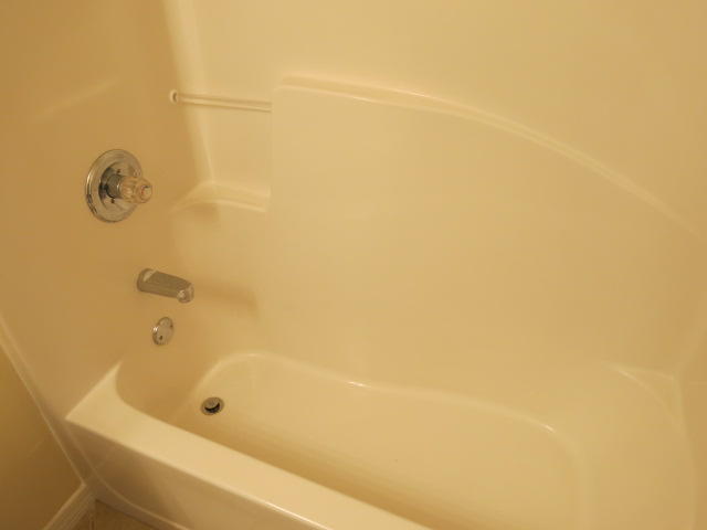 PORT DIXIE - Residential Lease